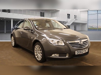 Vauxhall - Insignia