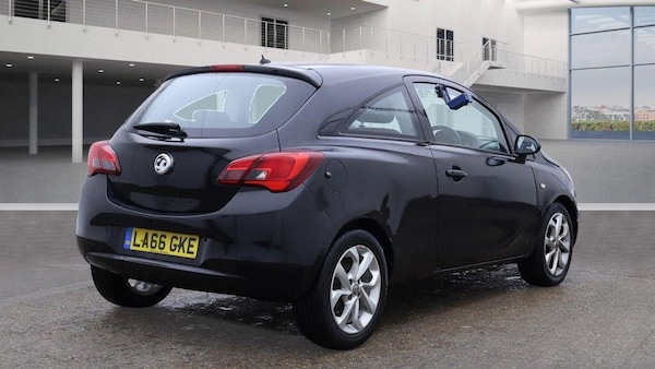 Used Vauxhall Corsa 2017 for sale - 76240206: Photo 5