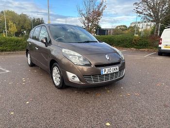 2010 (10) - 1.5 dCi Privilege TomTom 5dr