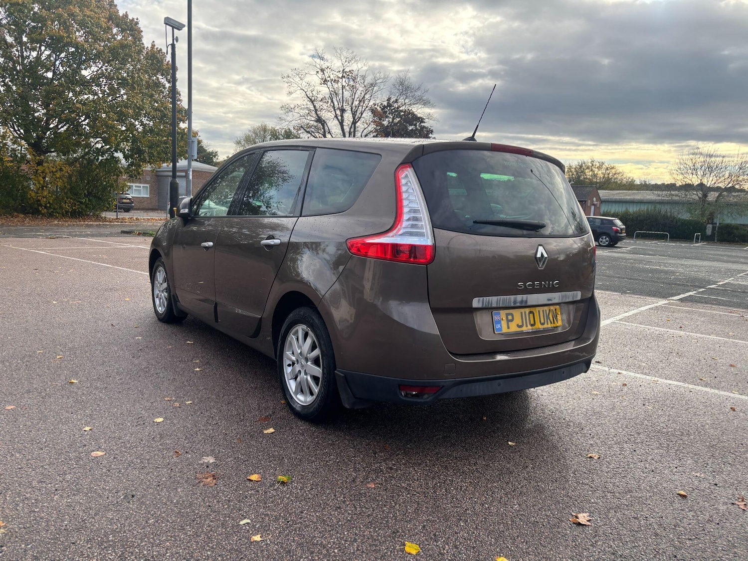 Used Renault Grand Scenic 2010 for sale - 76377288: Photo 4