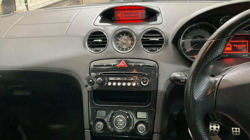 Used Peugeot RCZ 2013 for sale - 77695828: Photo 11