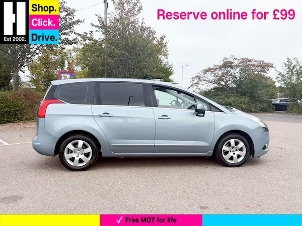 Used Peugeot 5008 2010 for sale - 76136687: Photo 2