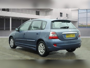 Used Honda Civic 2005 for sale - 77925740: Photo