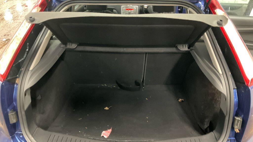 Used Ford Focus 2009 for sale - 77237728: Photo 8