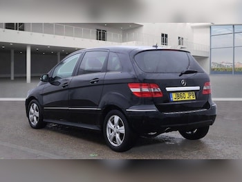 Used Mercedes-Benz B-Class 2010 for sale - 76122255: Photo