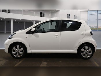 Used Toyota AYGO 2011 for sale - 75507961: Photo