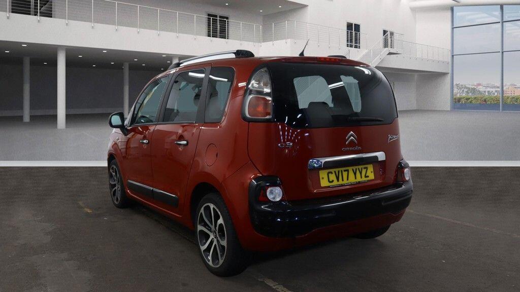 Used Citroen C3 Picasso 2017 for sale - 77784762: Photo 3
