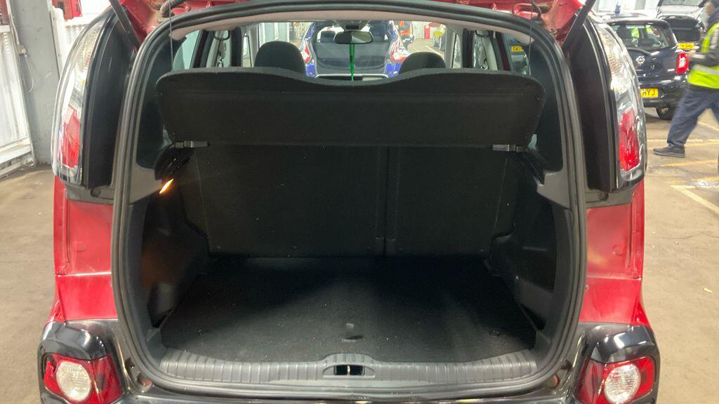 Used Citroen C3 Picasso 2017 for sale - 77784762: Photo 8