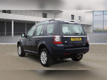 Used Land Rover Freelander 2011 for sale - 76239035: Photo 4