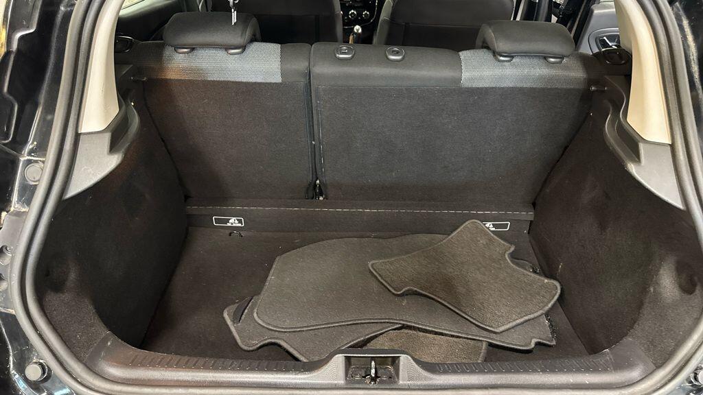 Used Renault Clio 2013 for sale - 76238895: Photo 8