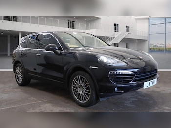 (12) - 3.0 TD V6 SUV 5dr Diesel TiptronicS 4WD Euro 5 (s/s) (245 ps)