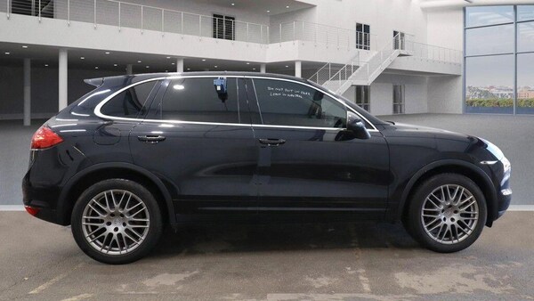 Used Porsche Cayenne 2012 for sale - 76240173: Photo 6