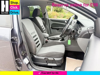 Used Ford Focus 2010 for sale - 75415249: Photo