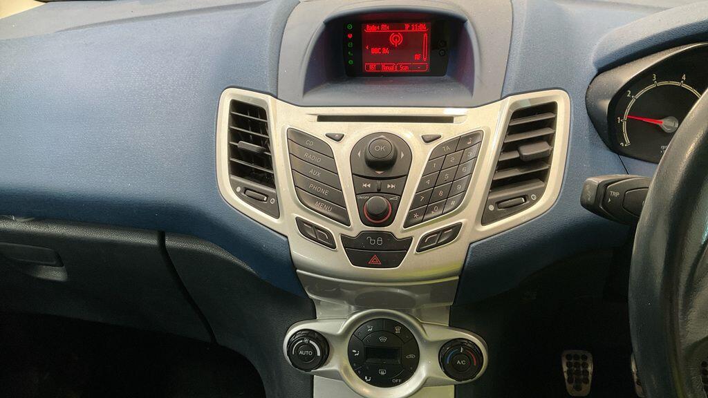 Used Ford Fiesta 2009 for sale - 76377630: Photo 12