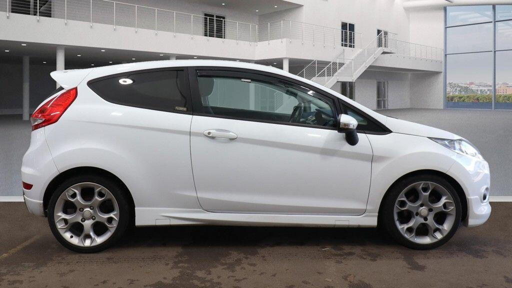 Used Ford Fiesta 2009 for sale - 76377630: Photo 6
