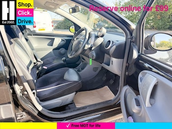 Used Toyota AYGO 2009 for sale - 76657417: Photo