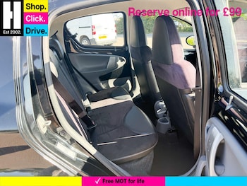 Used Toyota AYGO 2009 for sale - 76657417: Photo