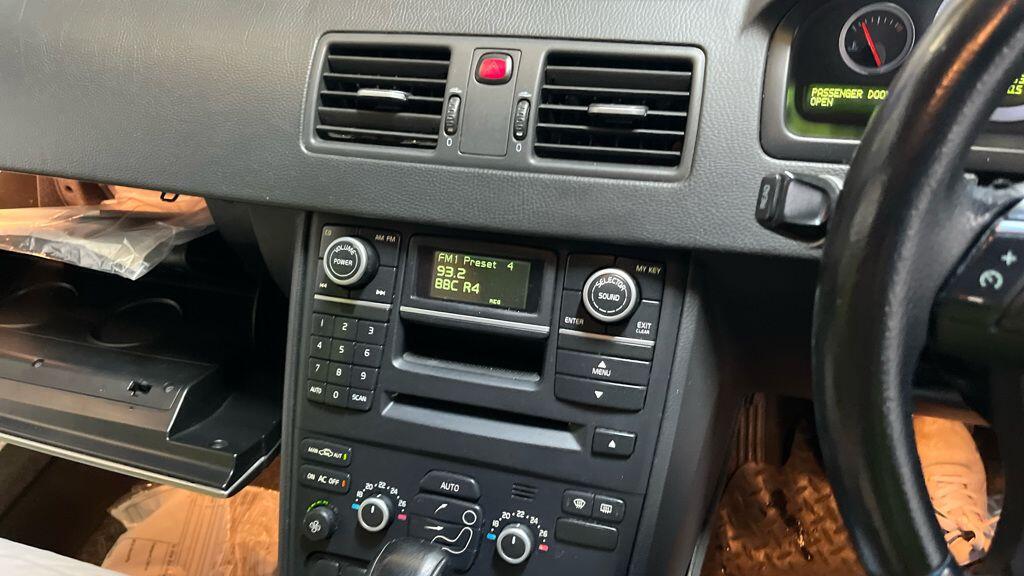 Used Volvo XC90 2010 for sale - 77783391: Photo 11