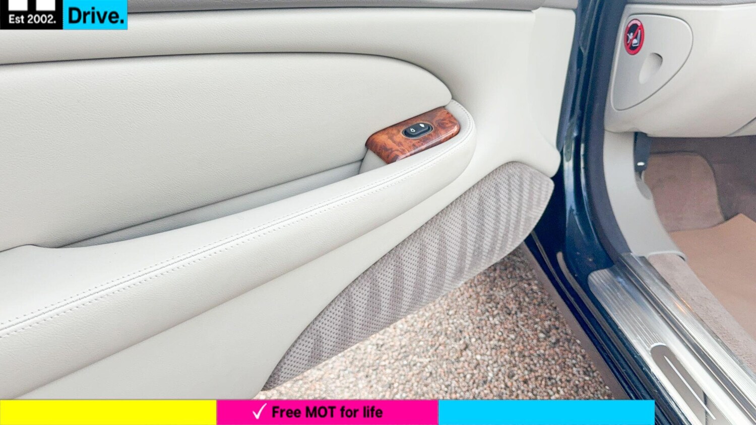 Used Jaguar XKR 2001 for sale - 76130269: Photo 67