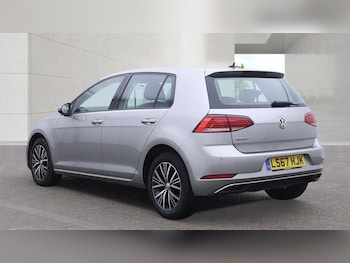 Used Volkswagen Golf 2017 for sale - 79532261: Photo