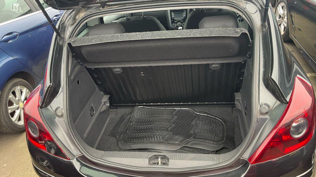 Used Vauxhall Corsa 2012 for sale - 77925823: Photo 8