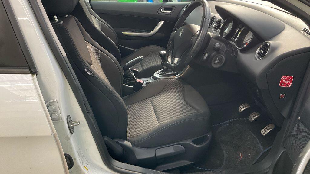 Used Peugeot 308 2013 for sale - 77783897: Photo 10