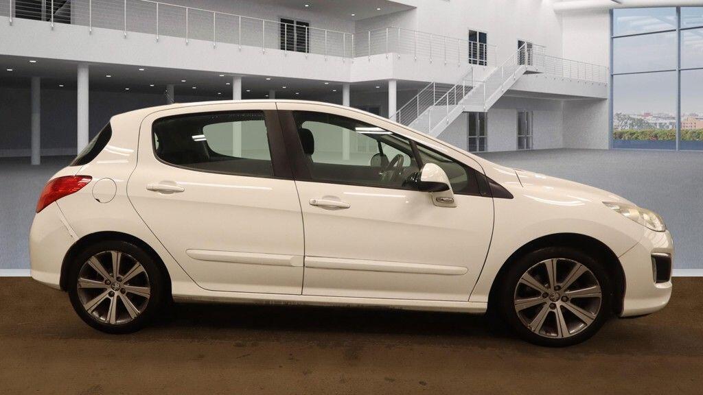 Used Peugeot 308 2013 for sale - 77783897: Photo 6