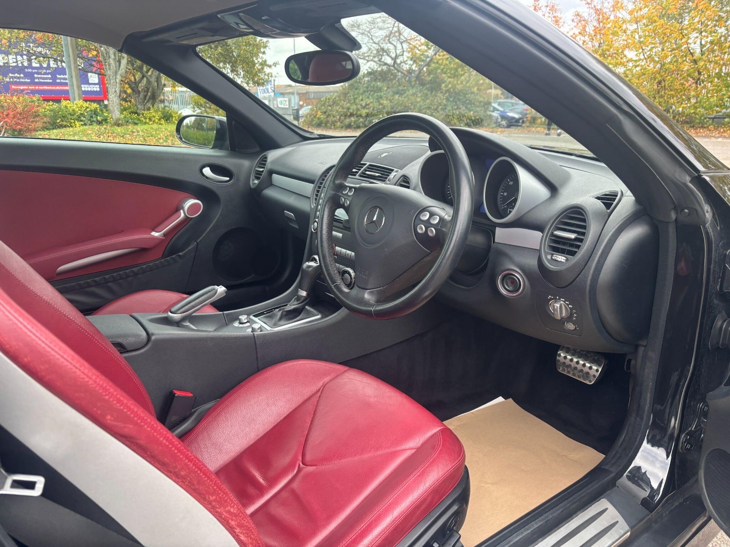 Used Mercedes-Benz SLK 2006 for sale - 76137773: Photo 11