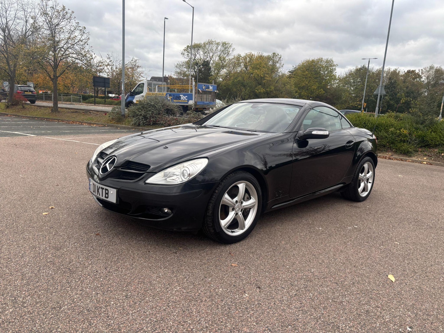 Used Mercedes-Benz SLK 2006 for sale - 76137773: Photo 3