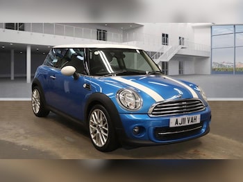 2011 (11) - 1.6 Cooper Pimlico Hatchback 3dr Petrol Manual Euro 5 (s/s) (122 ps)