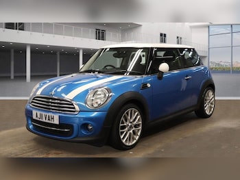 Used MINI Hatch 2011 for sale - 75857922: Photo