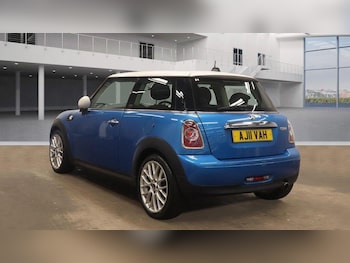 Used MINI Hatch 2011 for sale - 75857922: Photo