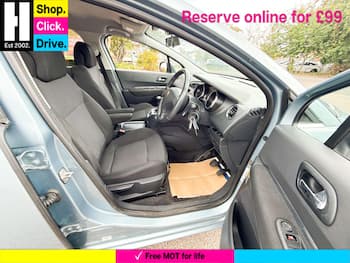 Used Peugeot 5008 2010 for sale - 79808087: Photo