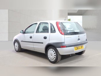 Used Vauxhall Corsa 2002 for sale - 78471052: Photo