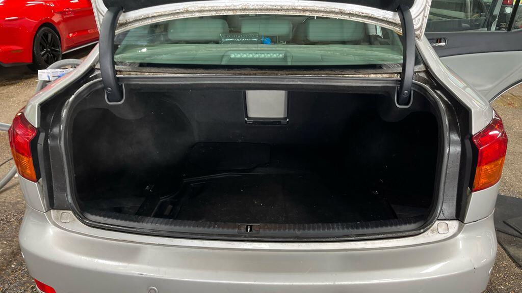 Used Lexus IS 2005 for sale - 76377624: Photo 5