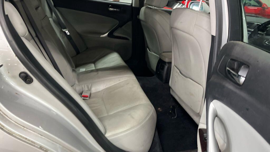 Used Lexus IS 2005 for sale - 76377624: Photo 6