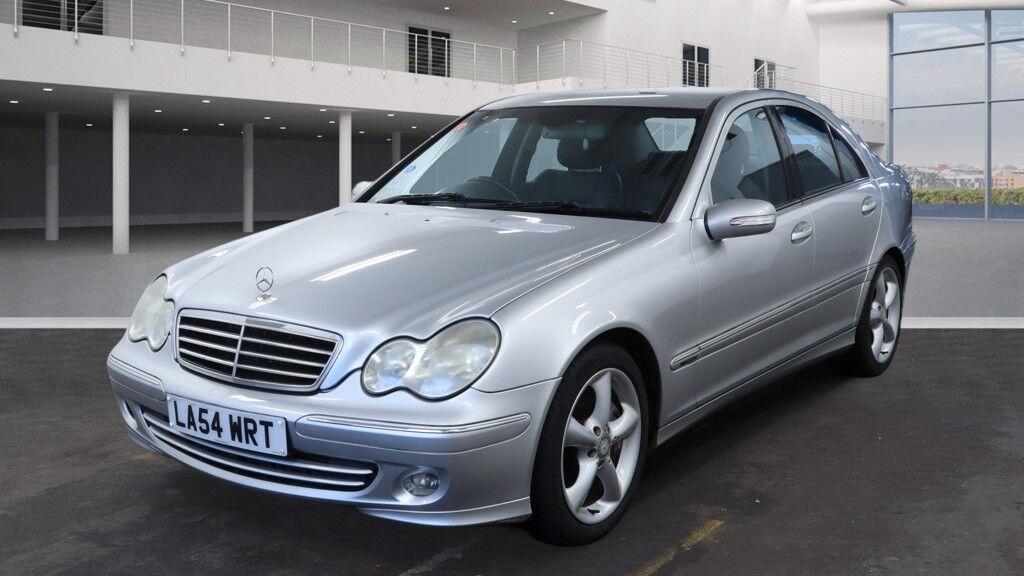 Used Mercedes-Benz C Class 2004 for sale - 77783972: Photo 2