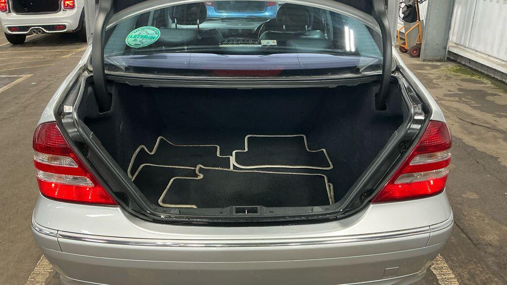 Used Mercedes-Benz C Class 2004 for sale - 77783972: Photo 8