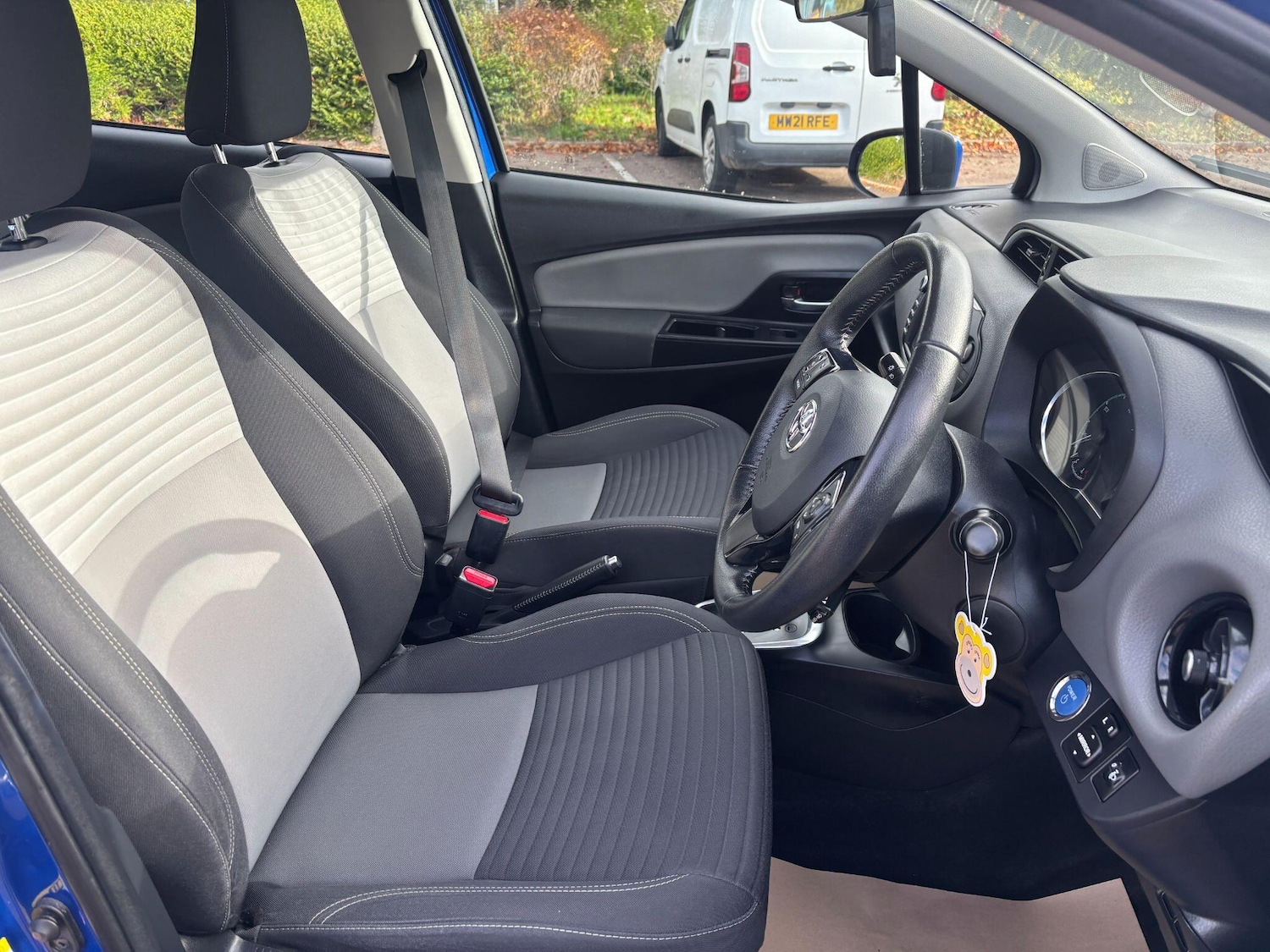 Used Toyota Yaris 2018 for sale - 76239834: Photo 11