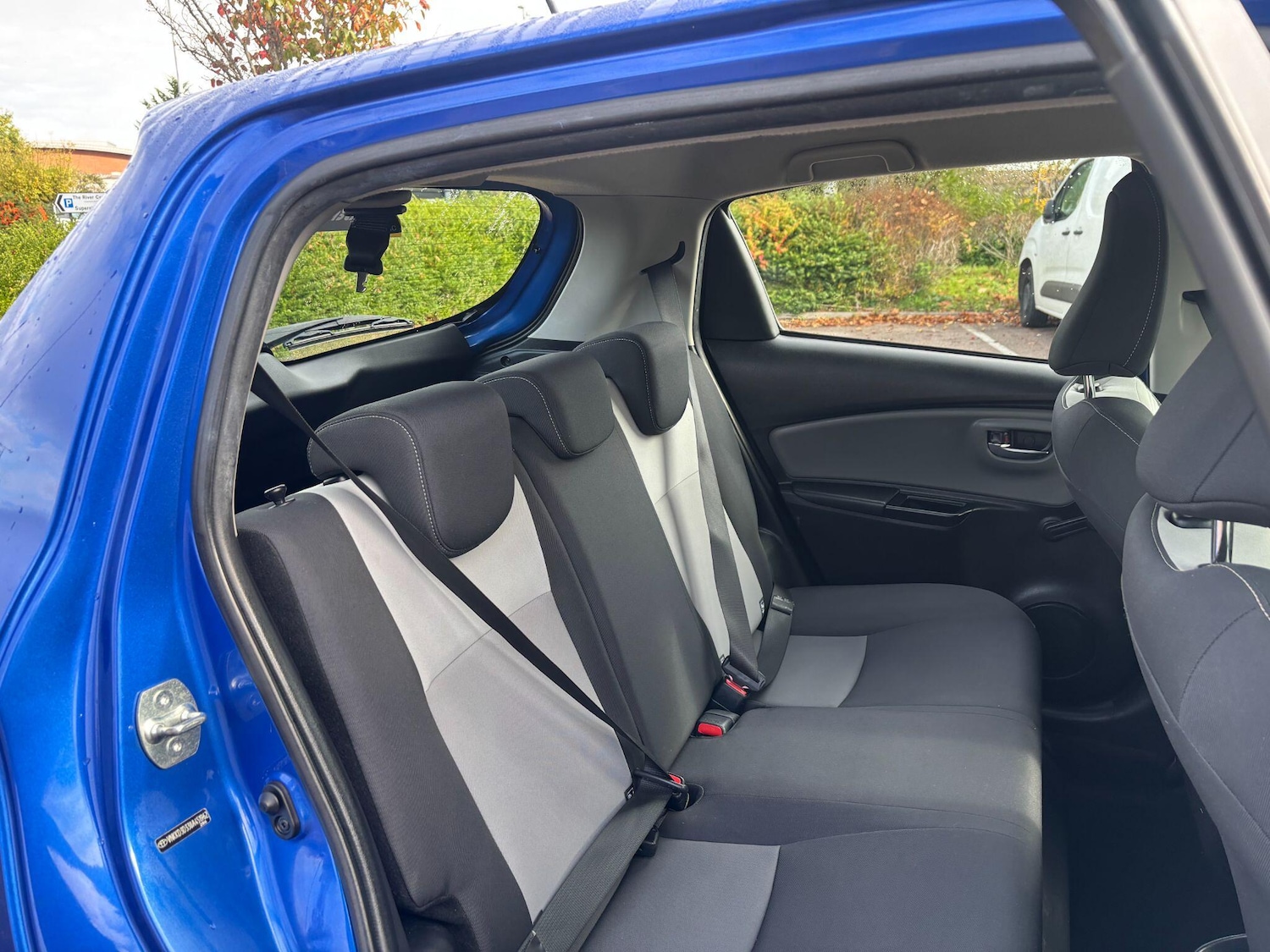 Used Toyota Yaris 2018 for sale - 76239834: Photo 12