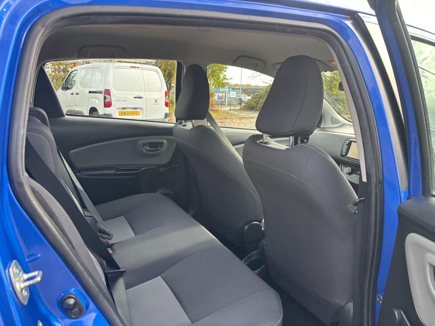 Used Toyota Yaris 2018 for sale - 76239834: Photo 13