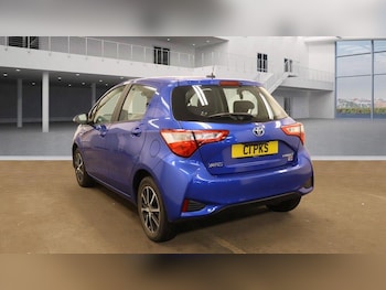 Used Toyota Yaris 2018 for sale - 76239834: Photo 4