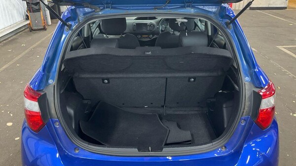 Used Toyota Yaris 2018 for sale - 76239834: Photo 8