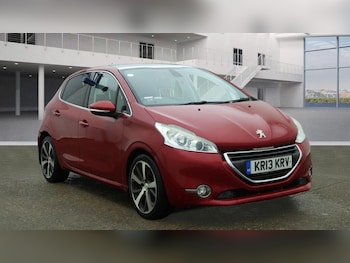 Peugeot - 208