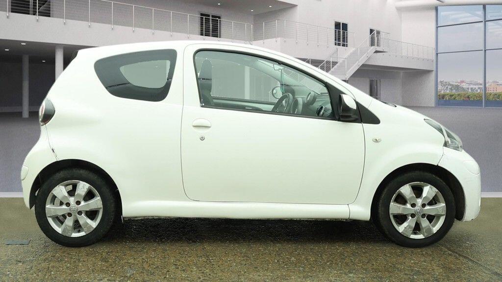 Used Toyota AYGO 2012 for sale - 77549596: Photo 5