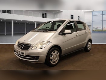 Used Mercedes-Benz A-Class 2010 for sale - 75990138: Photo