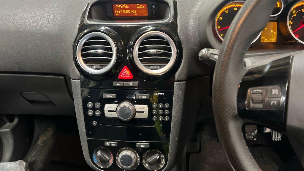 Used Vauxhall Corsa 2011 for sale - 77646861: Photo 9