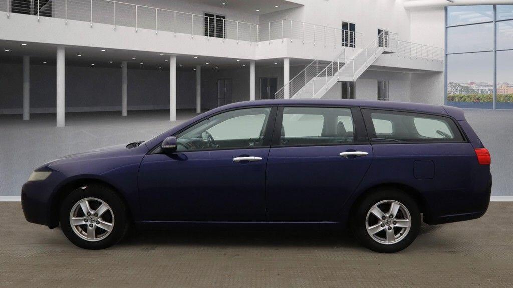 Used Honda Accord 2004 for sale - 76152051: Photo 7