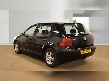 Used Volkswagen Golf 2004 for sale - 78471941: Photo