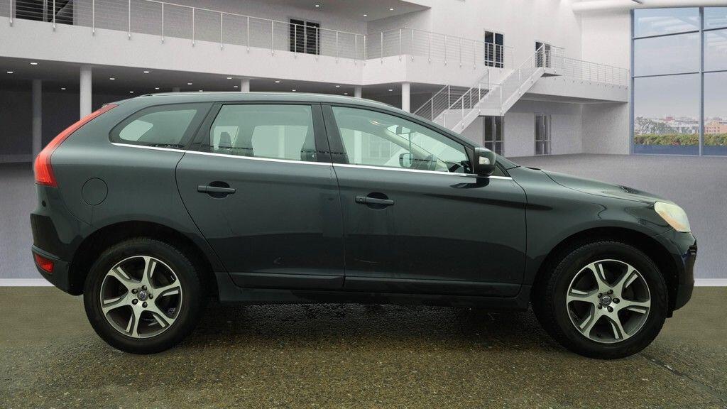 Used Volvo XC60 2011 for sale - 77783393: Photo 6